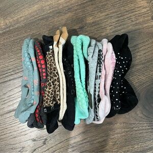 Set of 9 Pure Barre sticky socks size medium